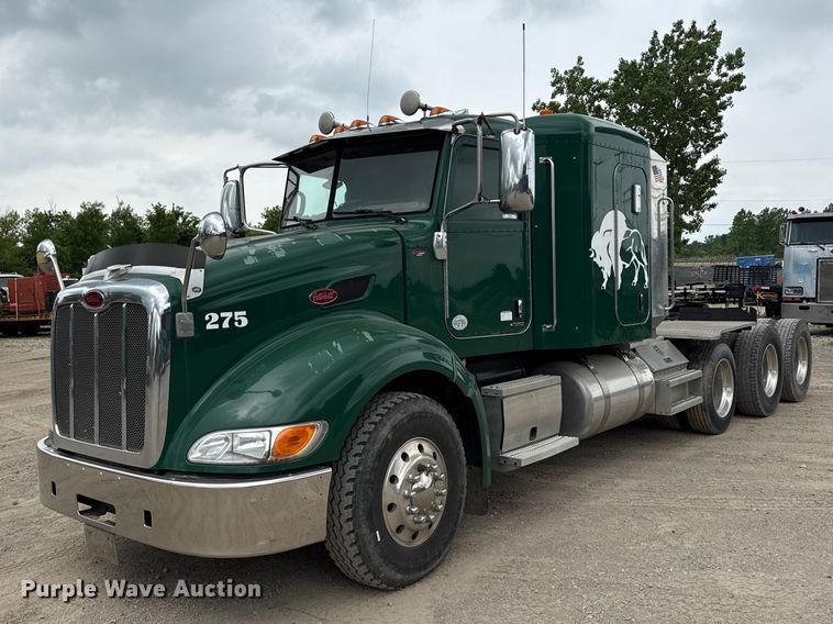 2012 Peterbilt 386 semi truck - ND9500