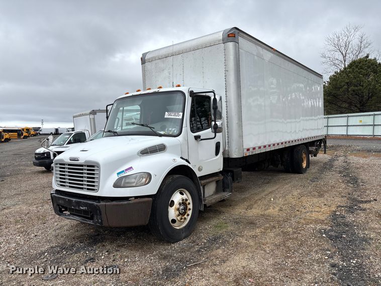 2016 Freightliner Business Class M2 box truck - YA2424