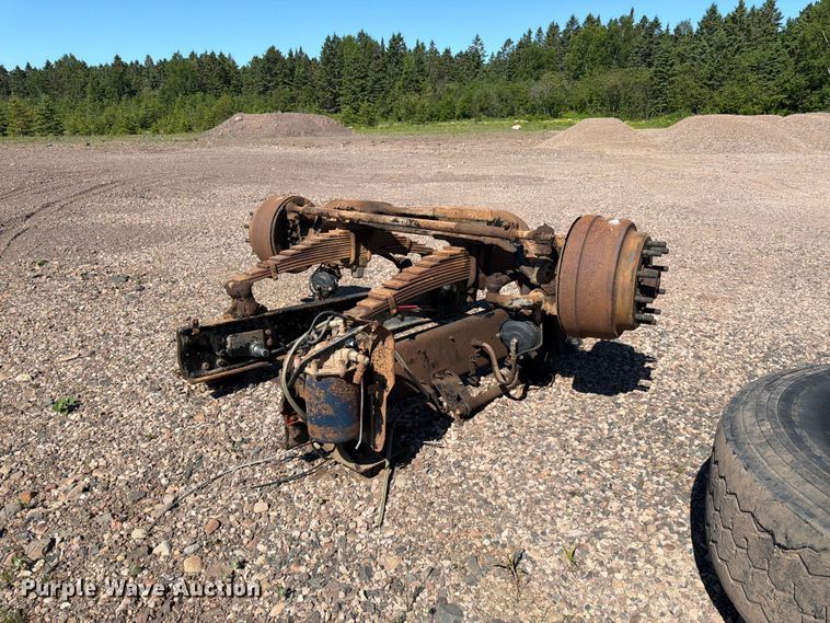 Rear axle assembly - DQ7918