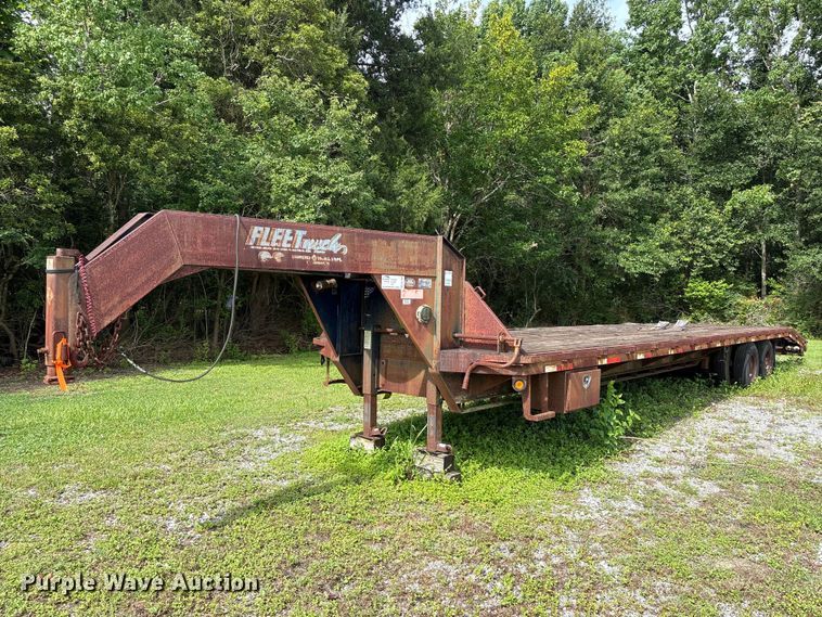 1998 Diamond C Fleetneck equipment trailer - EA7295