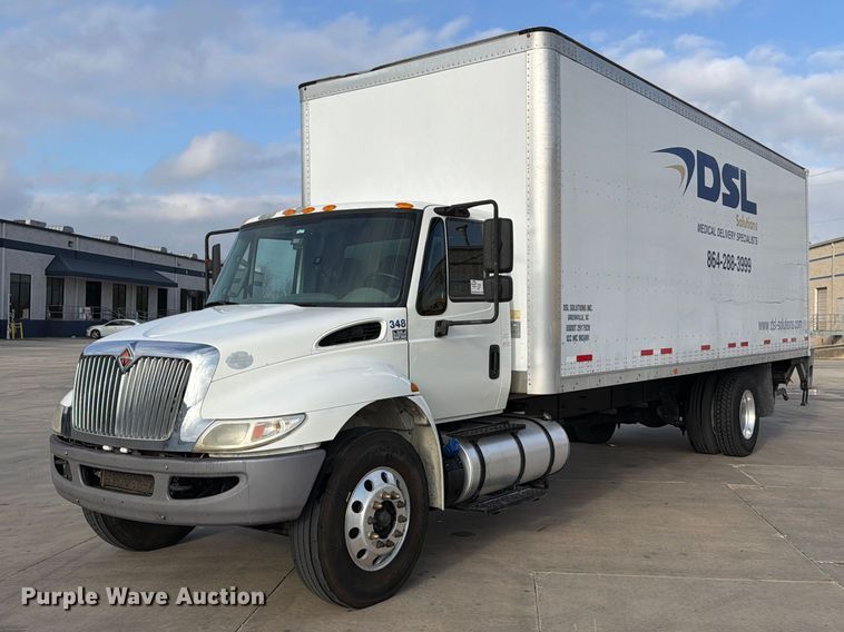 2018 International DuraStar 4300 box truck - ED5144