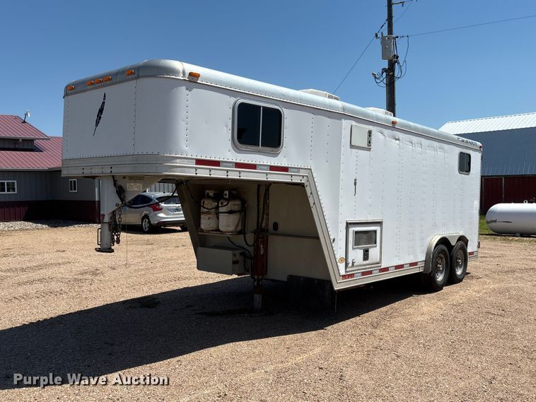 2008 Featherlite 1530 enclosed cargo trailer - EI5915