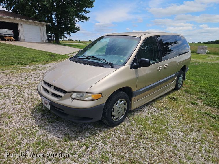 2000 Dodge Grand Caravan SE van - EO8529