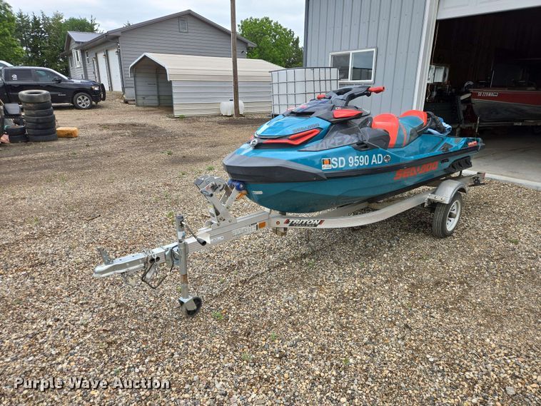 2018 Bombardier Seadoo Wake Pro 230 personal watercraft - ER1749