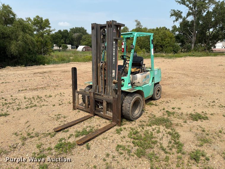 Mitsubishi FG35A forklift - ER1818