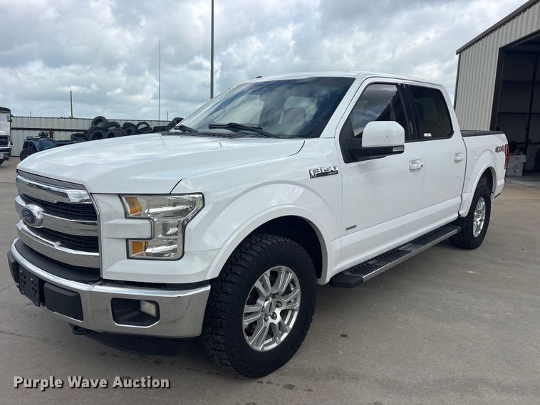 2015 Ford F150 Crew Cab pickup truck - ET2259