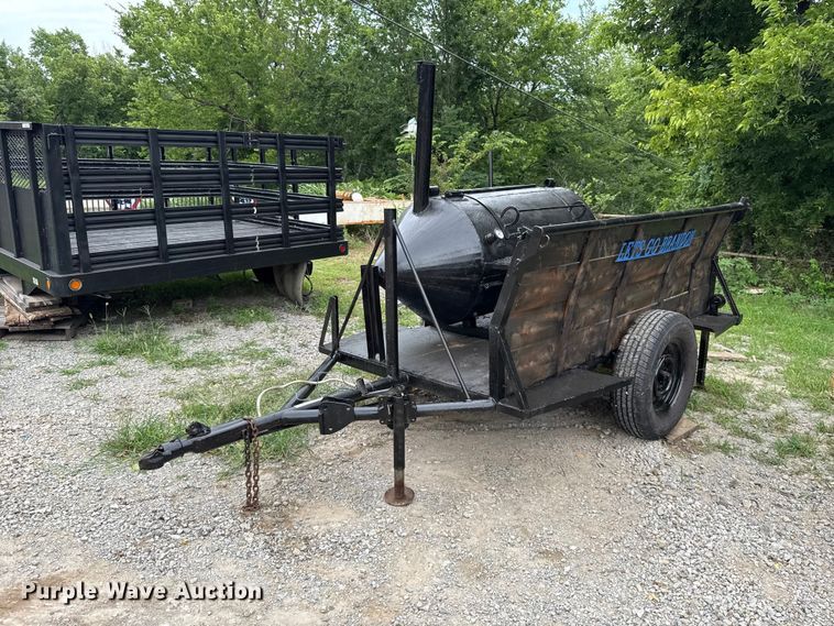 Shop built smoker trailer - ET6411