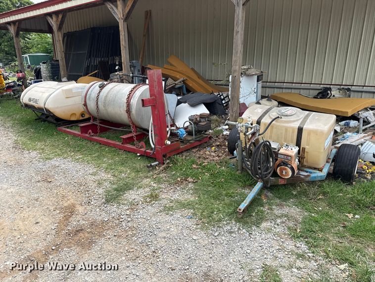 (3) spray tanks - ET6418