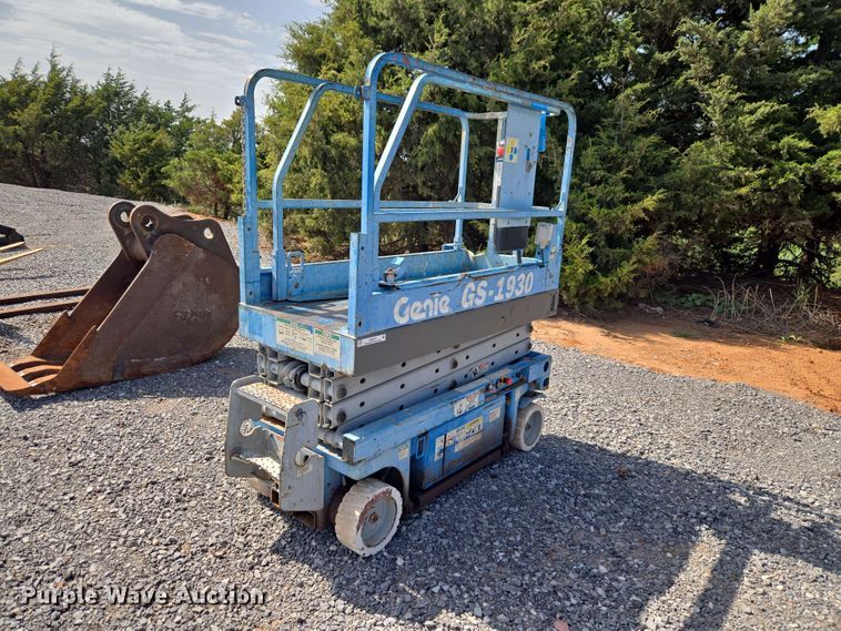 2002 Genie GS-1930 scissor lift - EW0378