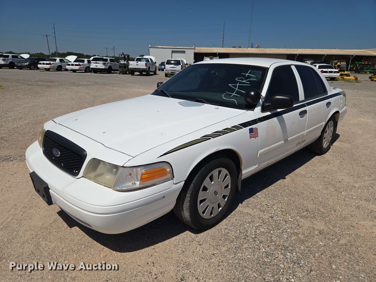 2010 Ford Crown Victoria Police Inetceptor  - EW0431