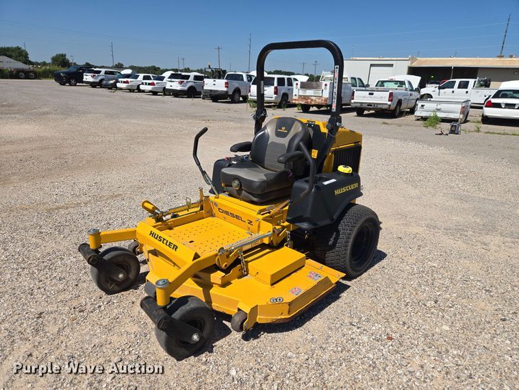 2020 Hustler Diesel Z ZTR lawn mower - EW0432