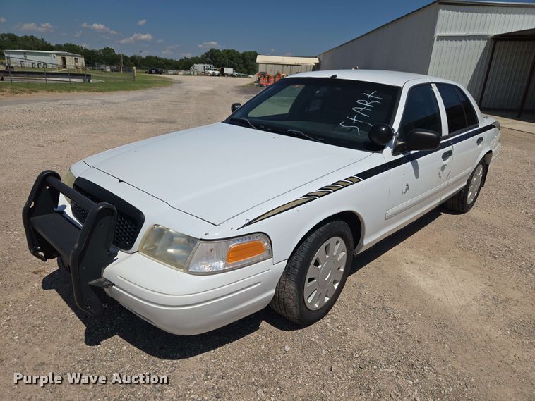 2007 Ford Crown Victoria Police Inetceptor  - EW0438