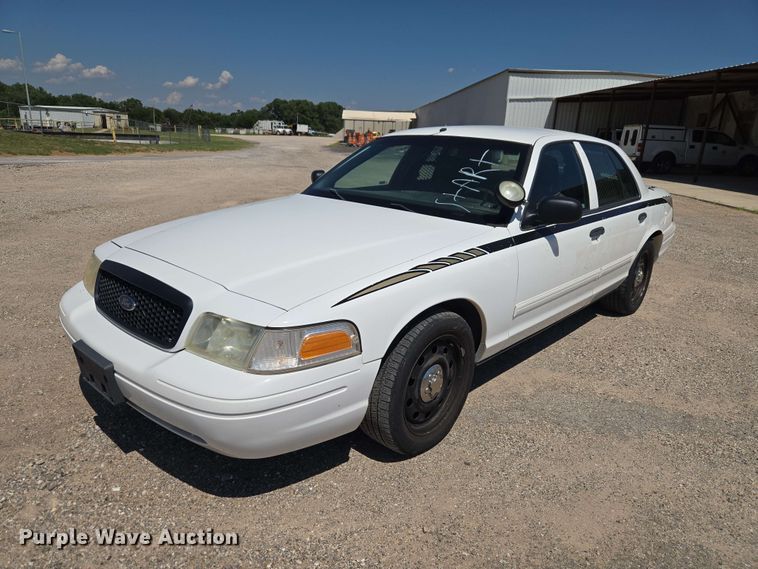 2010 Ford Crown Victoria Police Interceptor  - EW0439