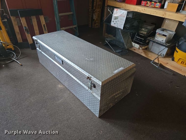Tractor Supply toolbox - EW0455