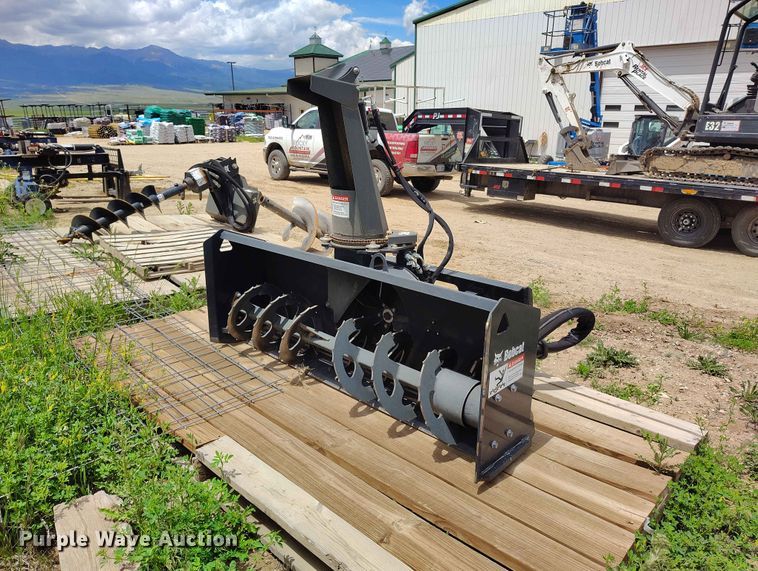 2019 Bobcat SB200 skid steer snow blower - EW1025