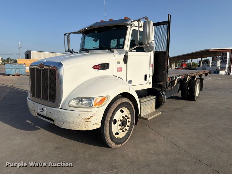 2018 Peterbilt 337 flatbed truck - EX2521