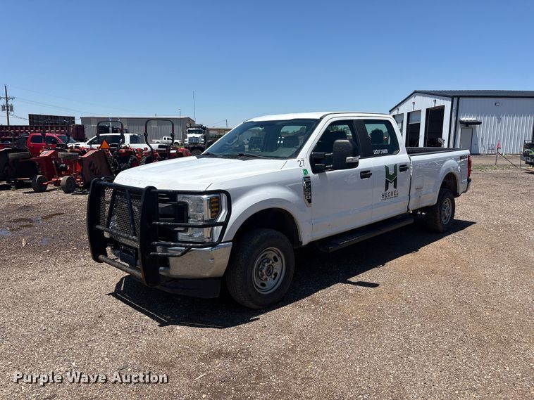 2019 Ford F250 Super Duty Crew Cab pickup truck - FC2488