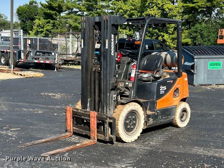 Doosan G25E-5 forklift - FC2814