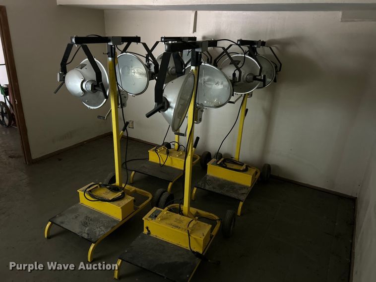 (4) CEP lights - FC2822