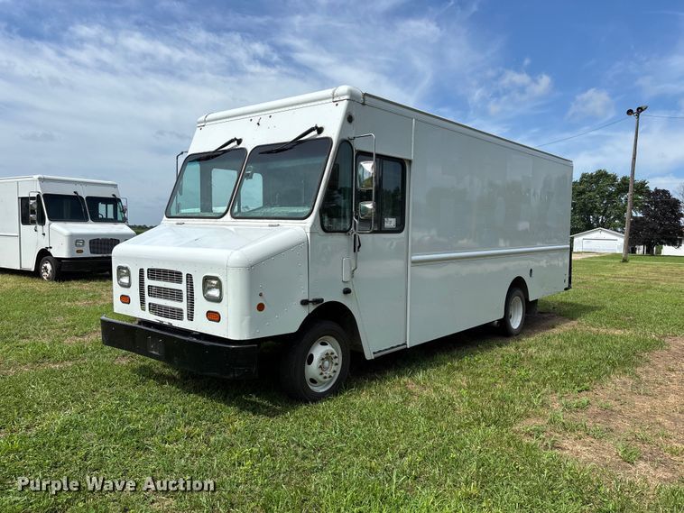 2016 Ford Commercial Chassis delivery truck - FG0493