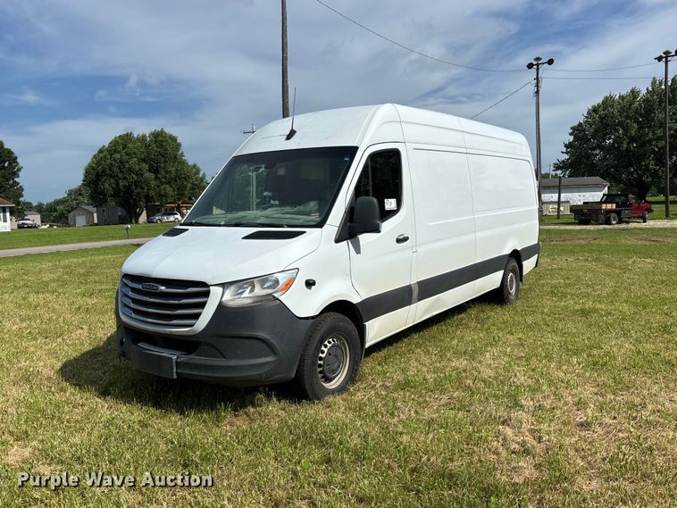 2019 Freightliner Sprinter 2500 van - FG0494
