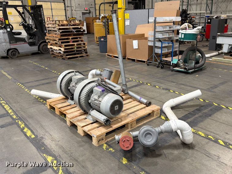 (2) Republic Blower System HRB1102 vacuum pumps - FK3077