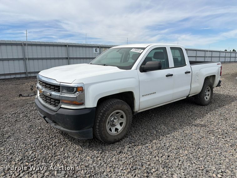 2019 Chevrolet Silverado Ld Ext. Cab pickup truck - YA3886