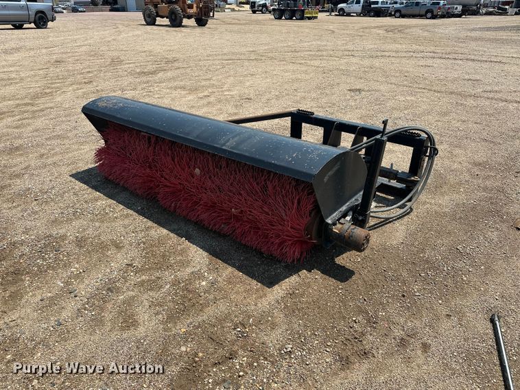 Rockland RLMAB84 skid steer broom - DQ0020