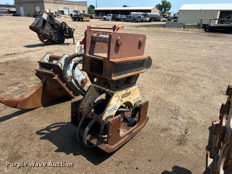 Stanley HS-11000 plate compactor - DQ0027