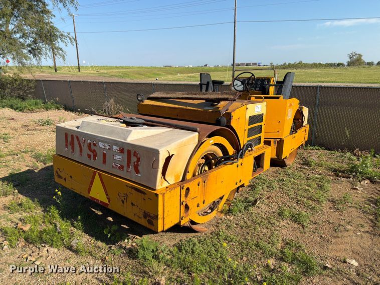 Hyster C766A double drum vibratory roller - DQ0068
