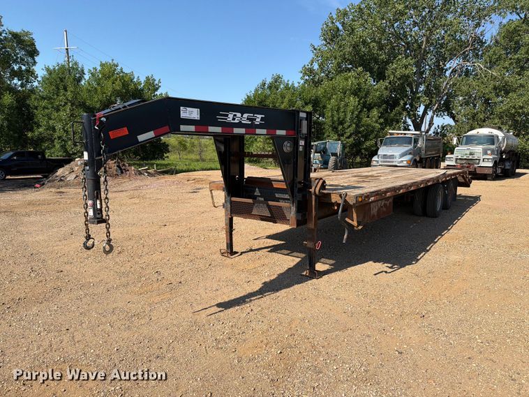 2014 Dell Rapids Custom Trailers equipment trailer - DQ0069
