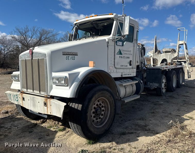 2017 Kenworth W900 ready mix truck - DQ4230