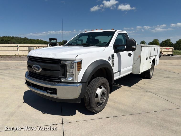 2019 Ford F450 Super Duty utility / service truck - DQ7843