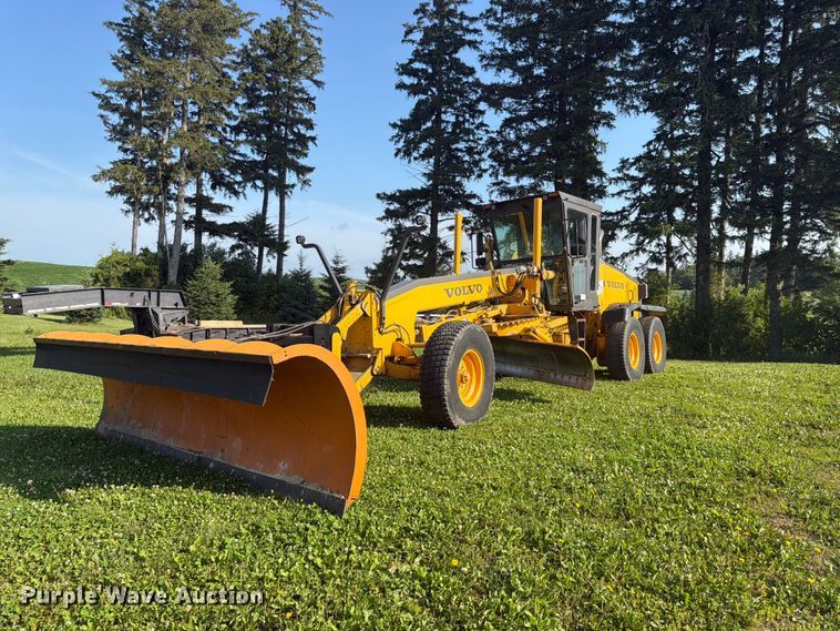 2003 Volvo G740B motor grader - DQ7935