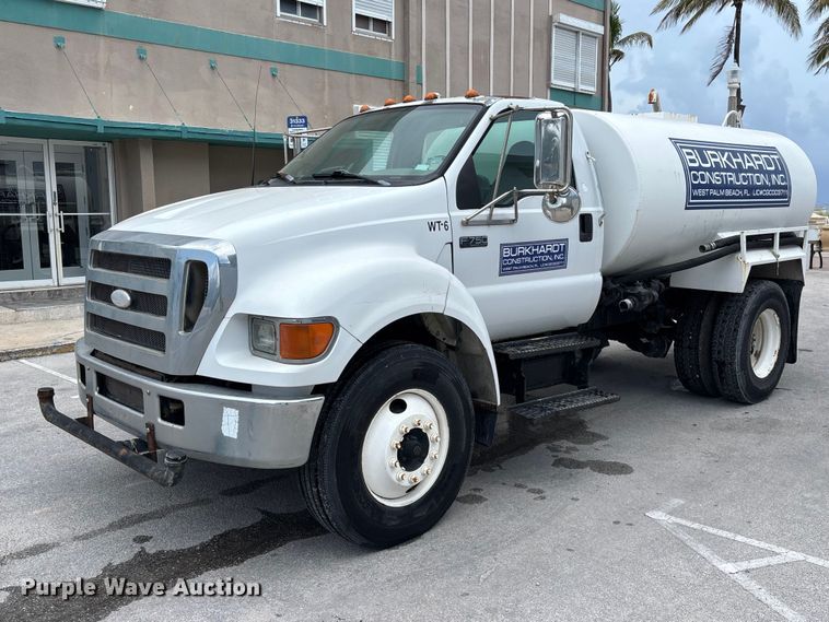 2006 Ford F750 Super Duty water truck - DU6378