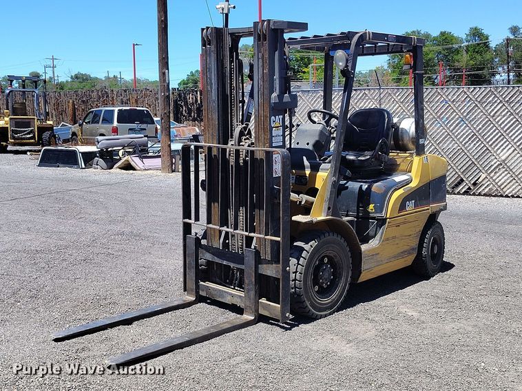 Caterpillar P5000 forklift - ED0171