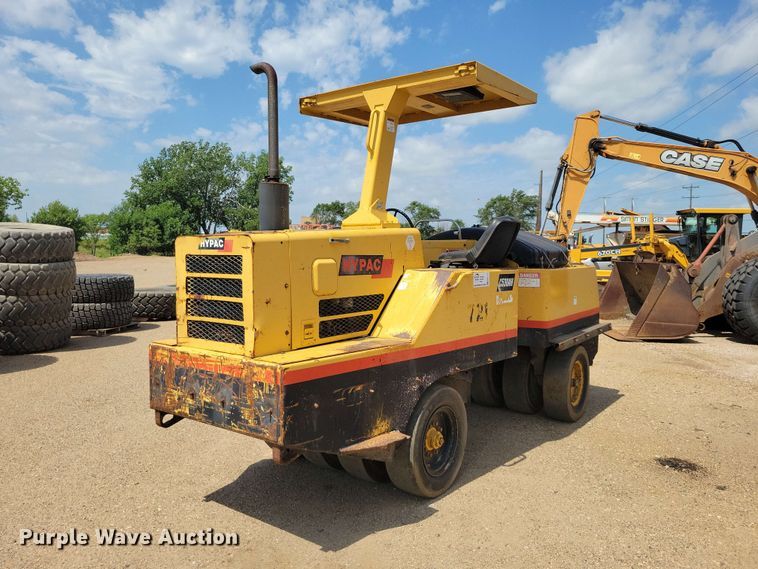 Hypac C530AH pneumatic roller - EE1111