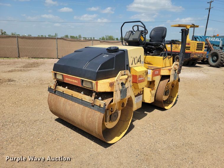 2008 Dynapac CC142 double drum vibratory roller - EE1115