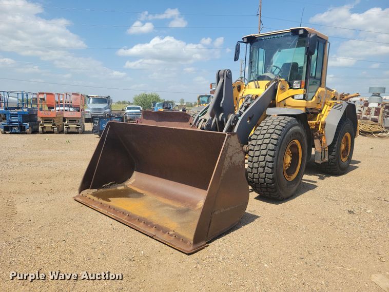 2010 Volvo L90F wheel loader - EE1120