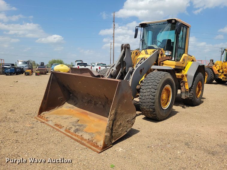 2009 Volvo L70F wheel loader - EE1121
