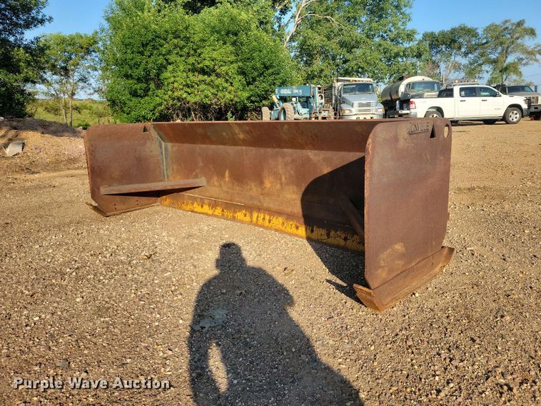 Linville skid steer box blade - EE1160