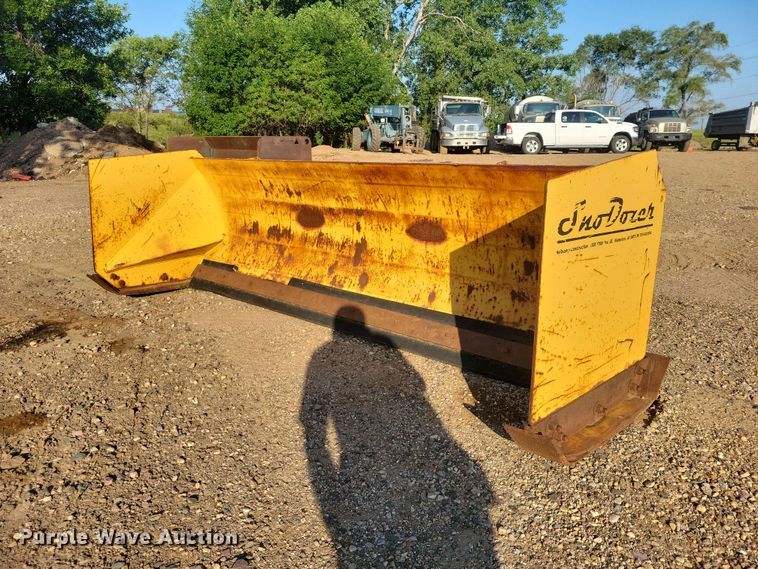 SnoDozer skid steer box blade - EE1161