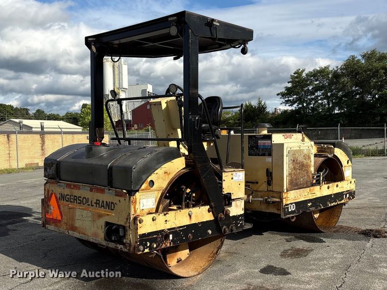 2000 Ingersoll Rand DD-90 double drum vibratory roller - EF1248