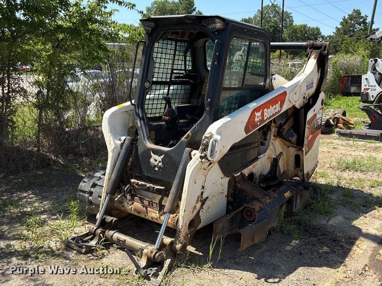 2022 Bobcat T76 R-Series tracked skid steer loader - EF1265