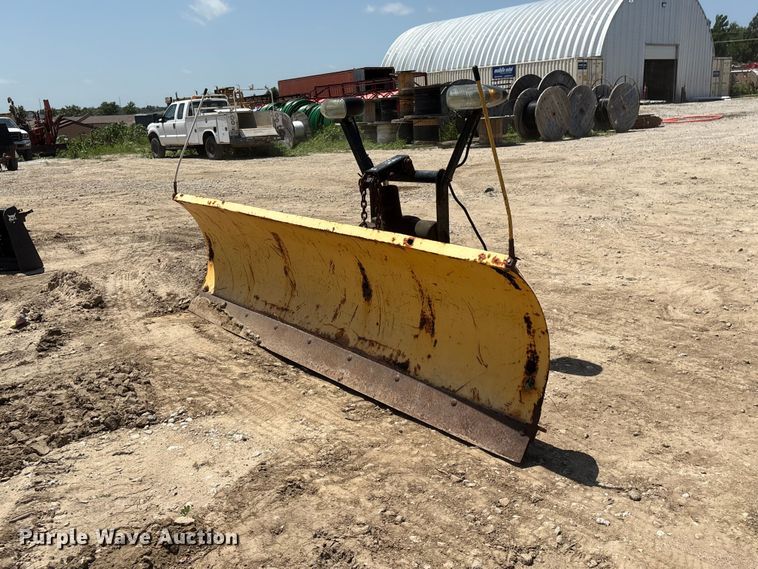 Meyers C-8.5 snow plow - EI5943
