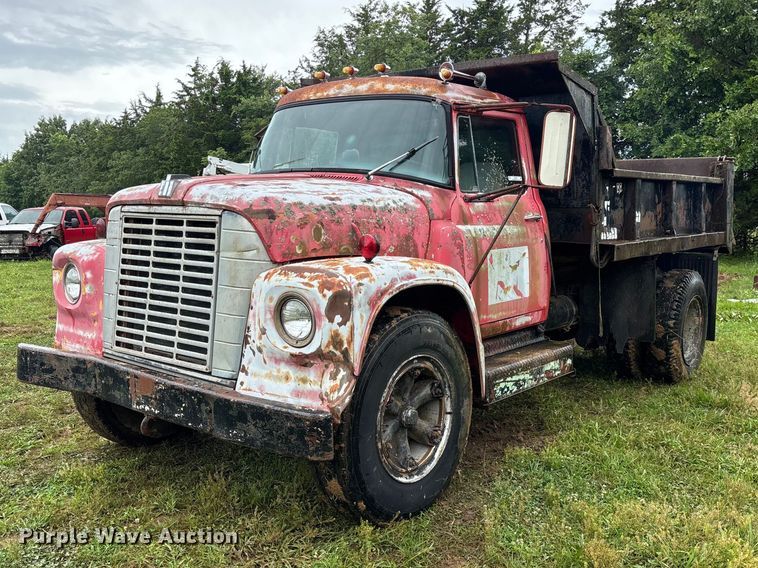 1968 International 1800 dump truck - EO4347