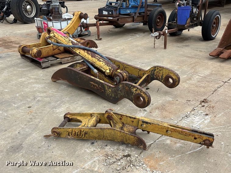 (3) excavator thumbs - EO4364