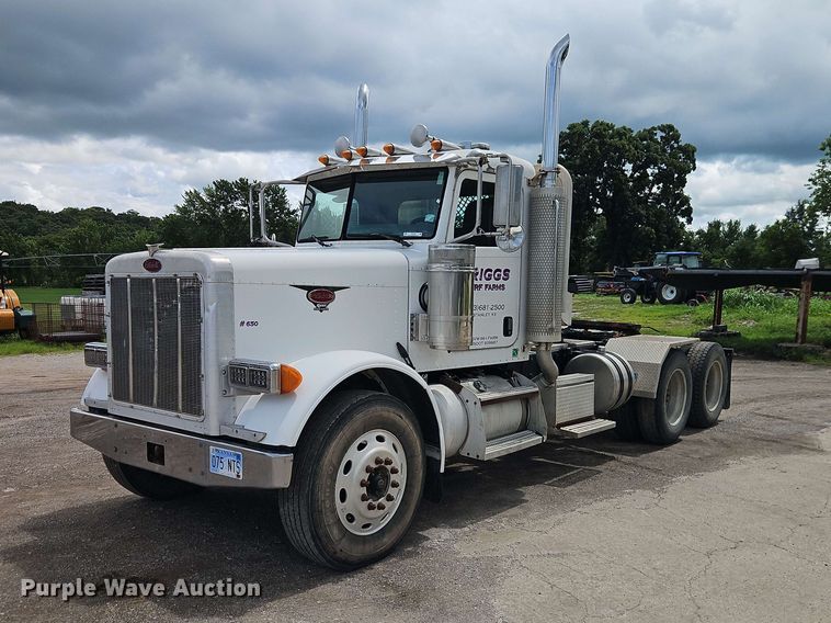 2006 Peterbilt 379 semi truck - EO8543