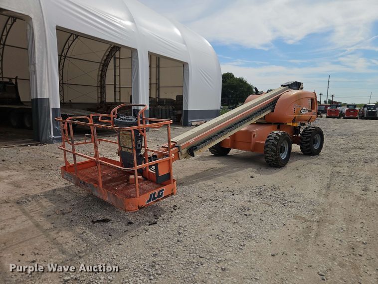 Boom Lifts For Sale Near Columbia, MO | Purple Wave Auction