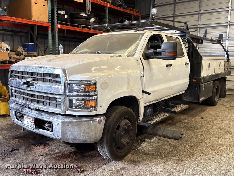 2021 Chevrolet GM515 Crew Cab flatbed truck - EP3006
